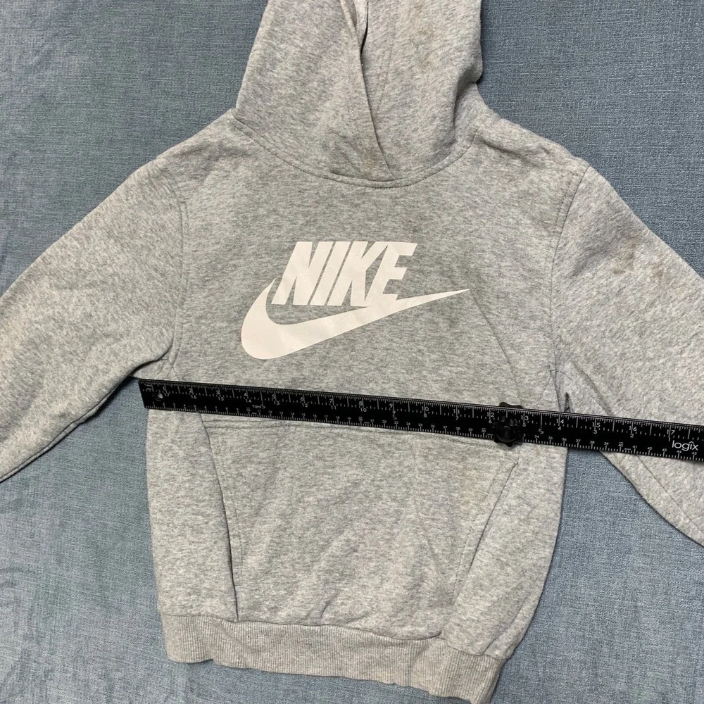 Nike Hoodie Kids Small Gray Swoosh Logo Kangaroo‎ Pocket Long Sleeve Pullover